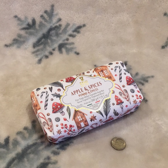 Zeni Italian Apple & Spices Scented Large Soap Bar cute Christmas Wrap NWT 9.1oz - Picture 13 of 13